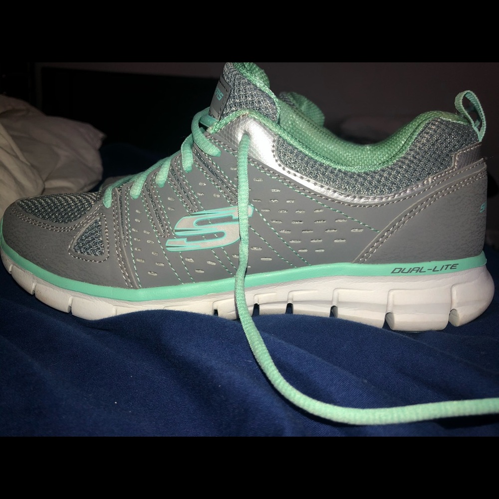 Skechers